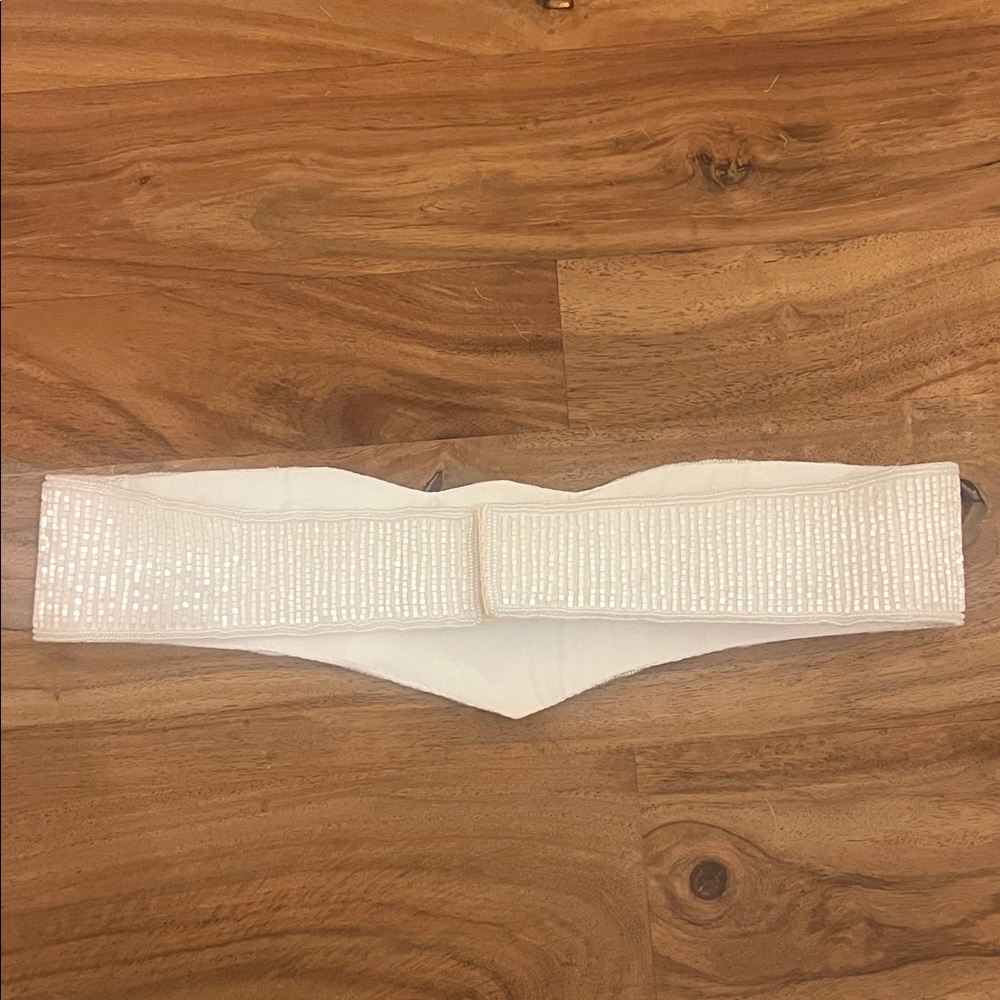 Vintage 80s White Beaded Waist Belt - Picture 2 of 3